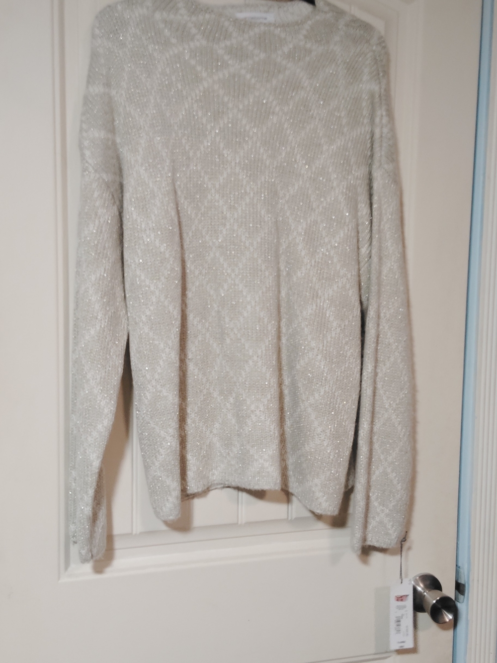 Liz Claiborne Cream Sparkle Crewneck Sweater